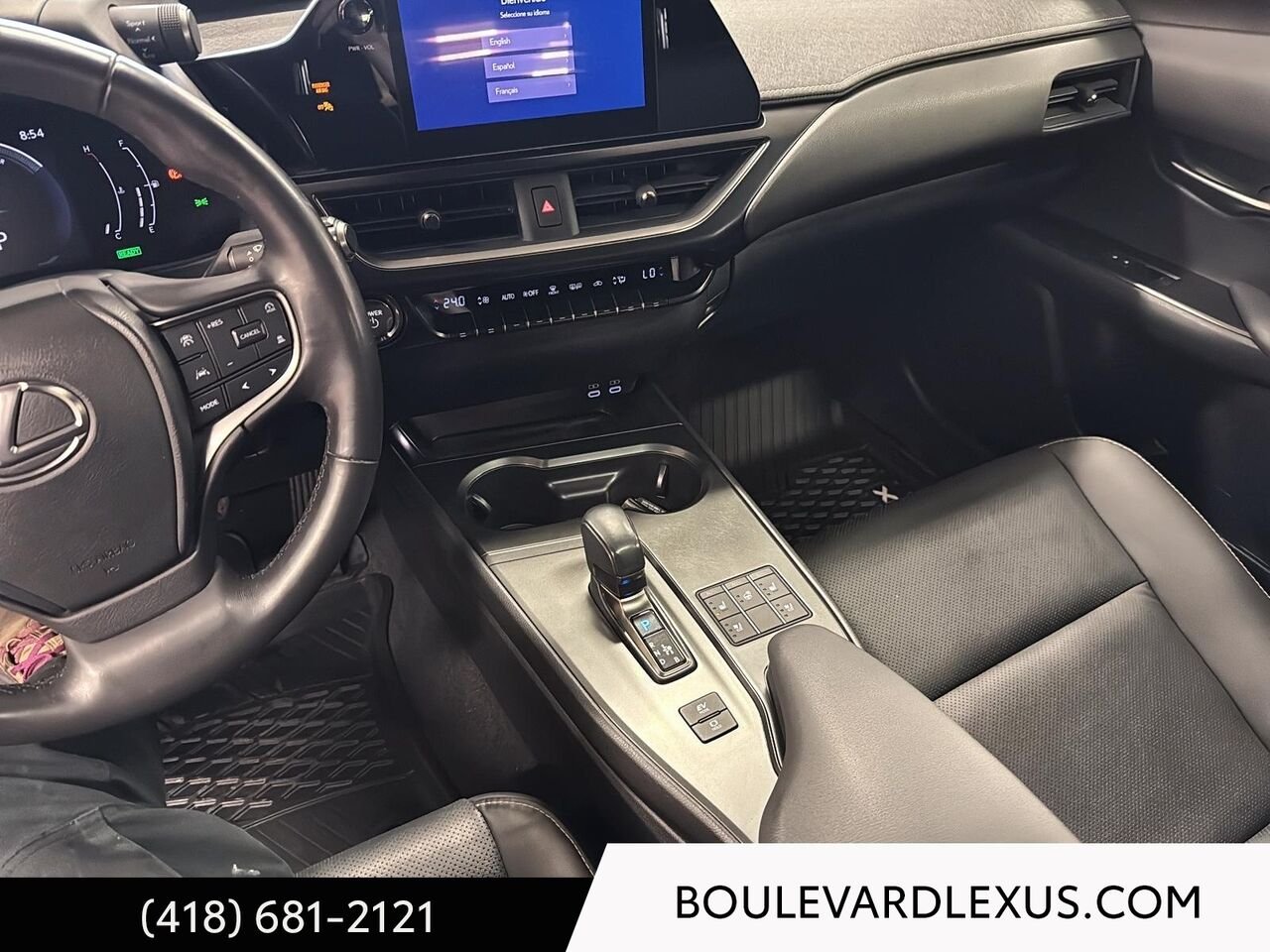 2025 Lexus UX Black Quebec - photo #15