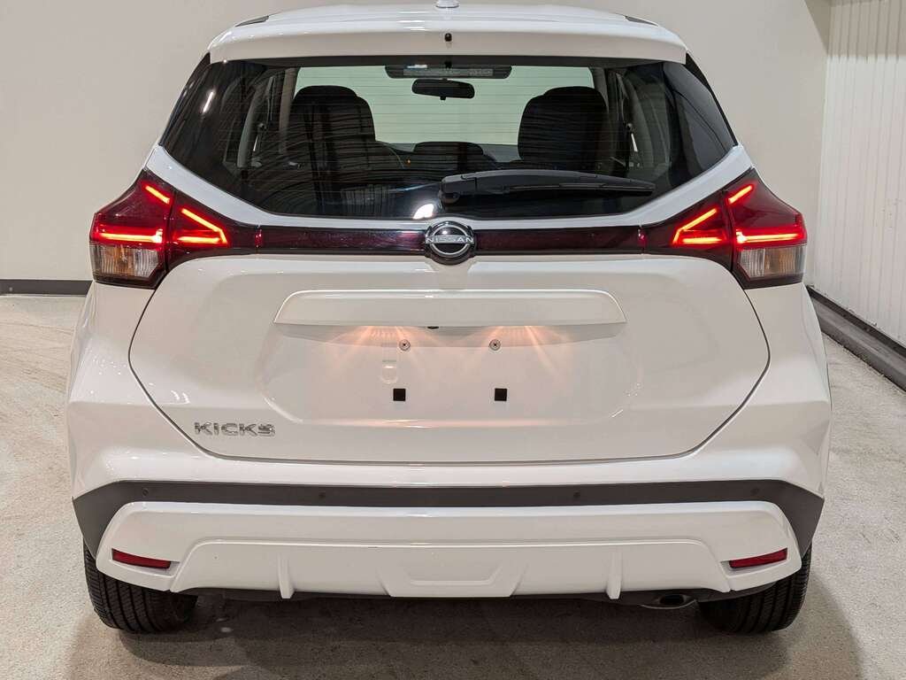Nissan Kicks S FWD 2024 Blanc Val-David - photo #4