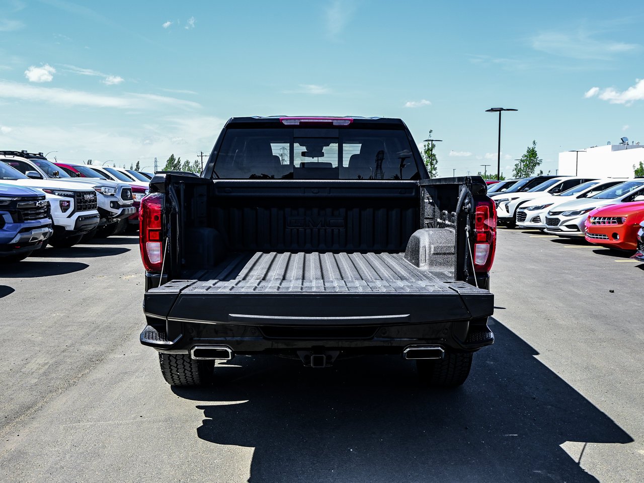 2024 GMC Sierra 1500 4WD Crew Cab 147 Elevation Black Sherwood Park - photo #13