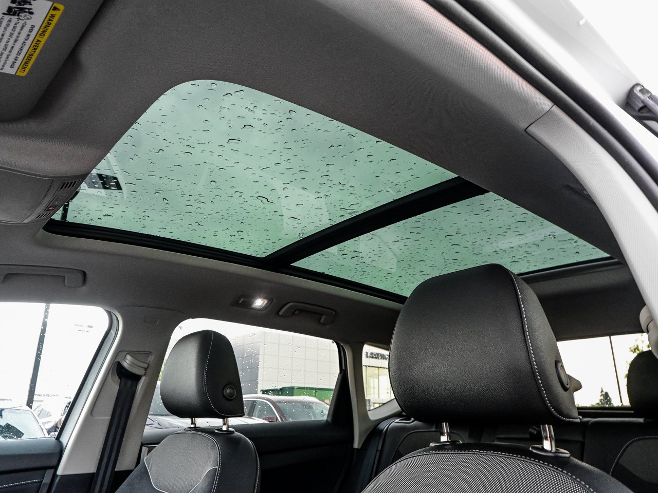 2026 Volkswagen Taos Comfortline Black Edition 4MOTION White Sherwood Park - photo #15