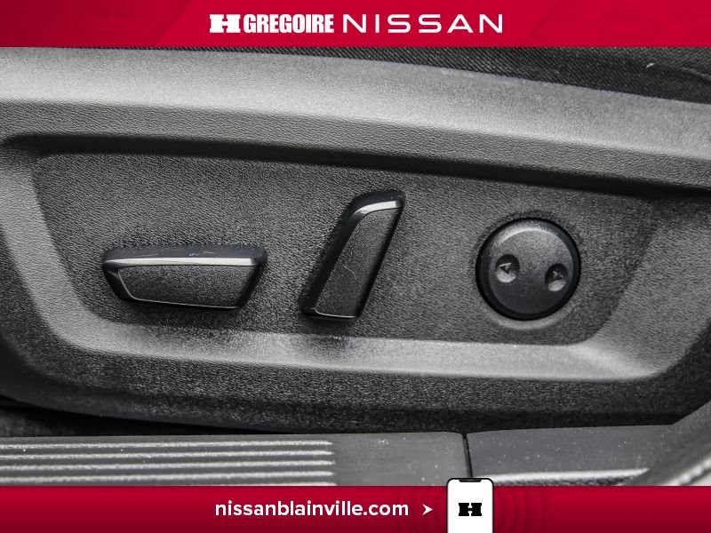 2023 Nissan Rogue Grey Blainville - photo #21
