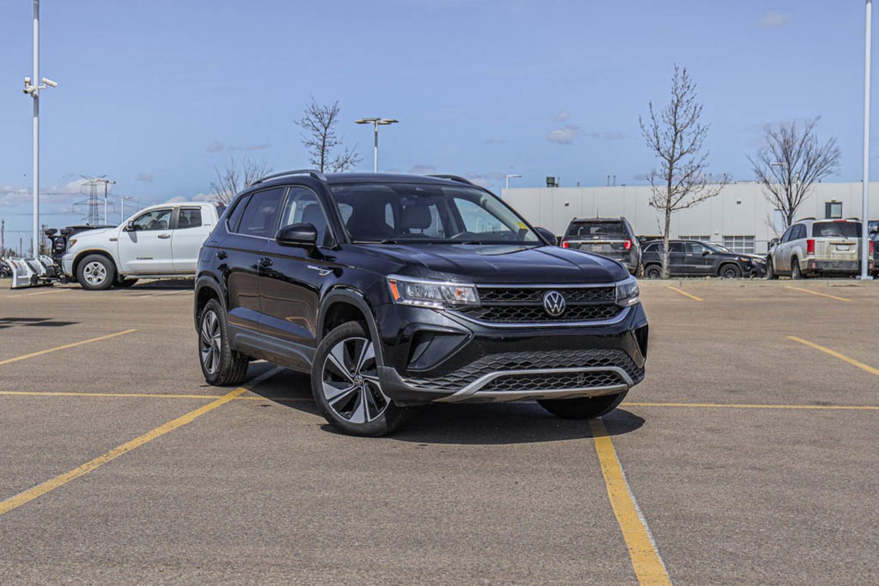 2024 Volkswagen Taos Comfortline 4MOTION Black Sherwood Park - photo #1