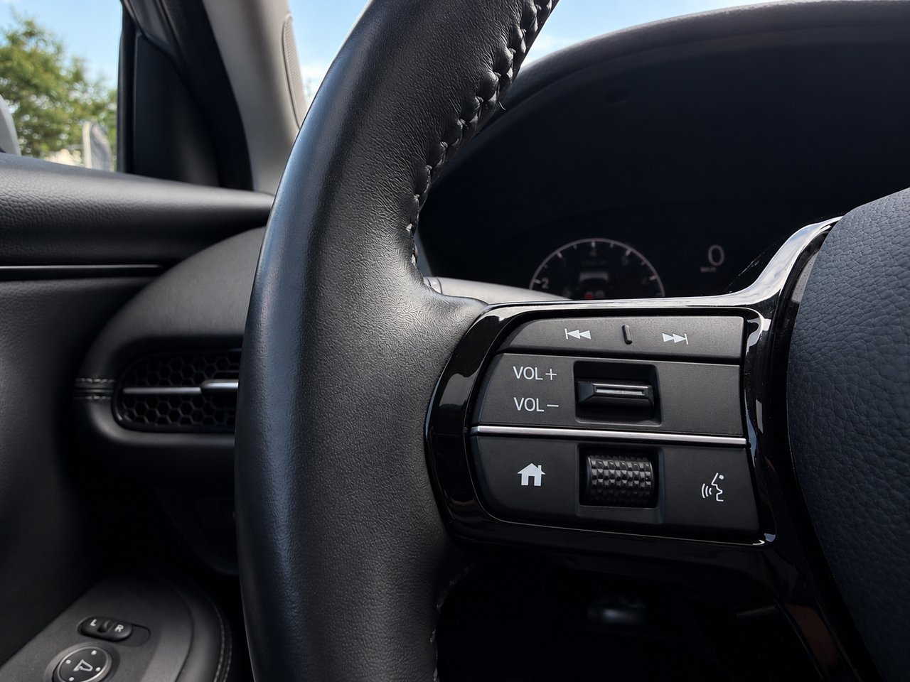 2024 Honda HR-V Grey Châteauguay - photo #14
