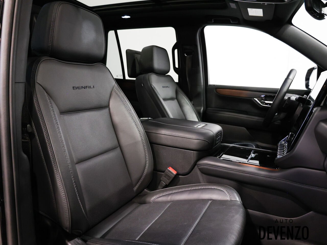 2025 GMC Yukon Black Saint-Eustache - photo #11