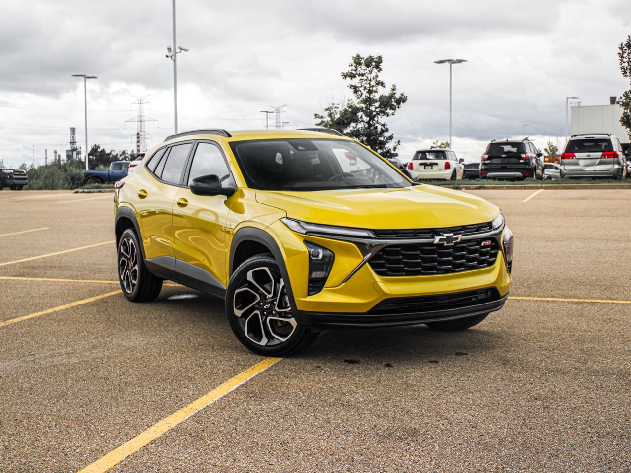 2024 Chevrolet Trax FWD 4dr 2RS Yellow Sherwood Park - photo #1