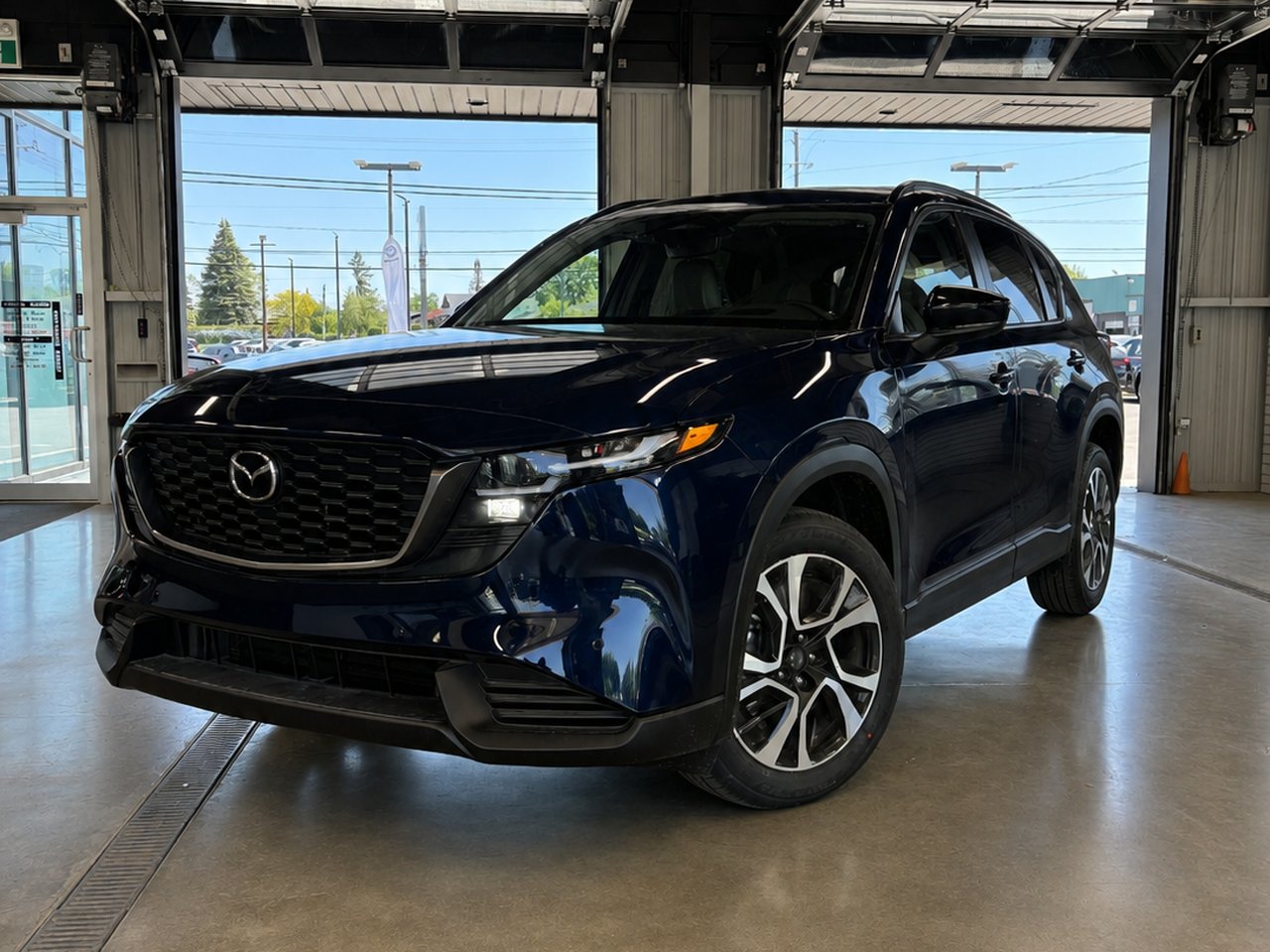 MAZDA CX-5 GS 2026 Bleu marine mica Châteauguay - photo #0