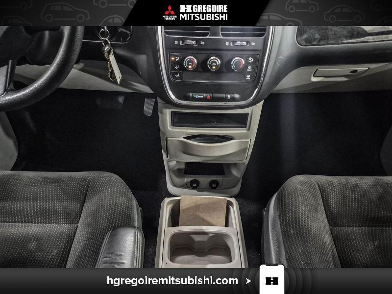 Dodge GR Caravan 2017 Brun Blainville - photo #23