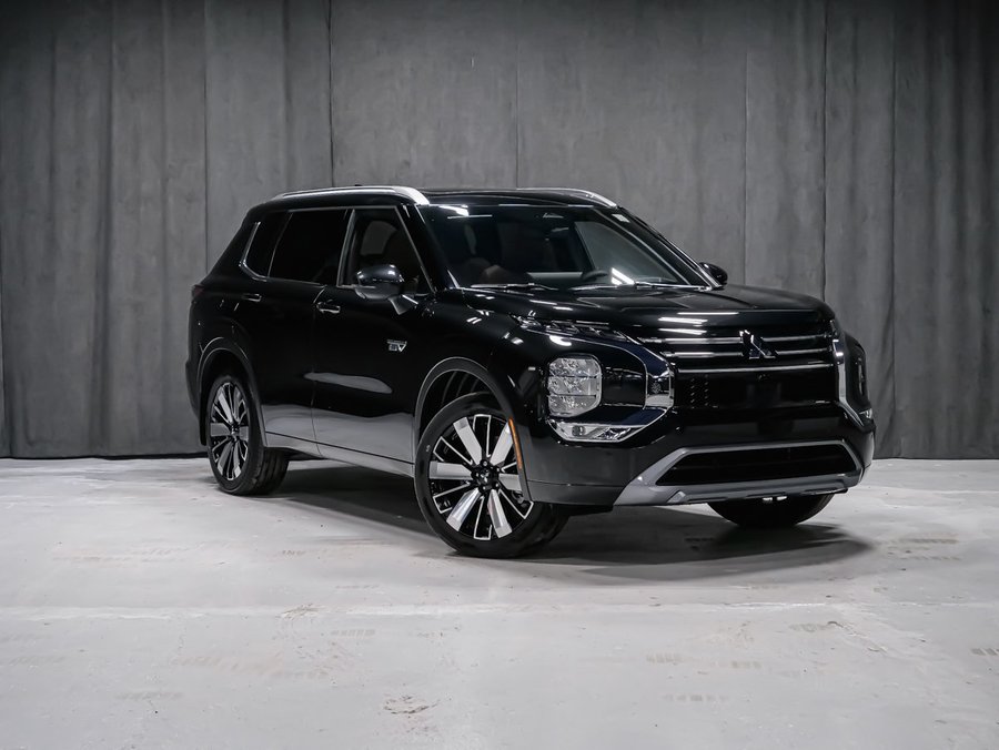 2026 Mitsubishi Outlander Plug-In Hybrid GT Black Diamond Premium Finish