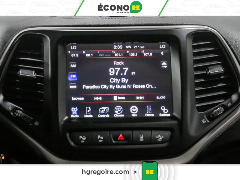 Jeep Cherokee 821127A | LIMITED 4WD CUIR TOIT PANO BLUETOOTH CAMÉRA MAGS 2015 Blanc Laval - photo #20