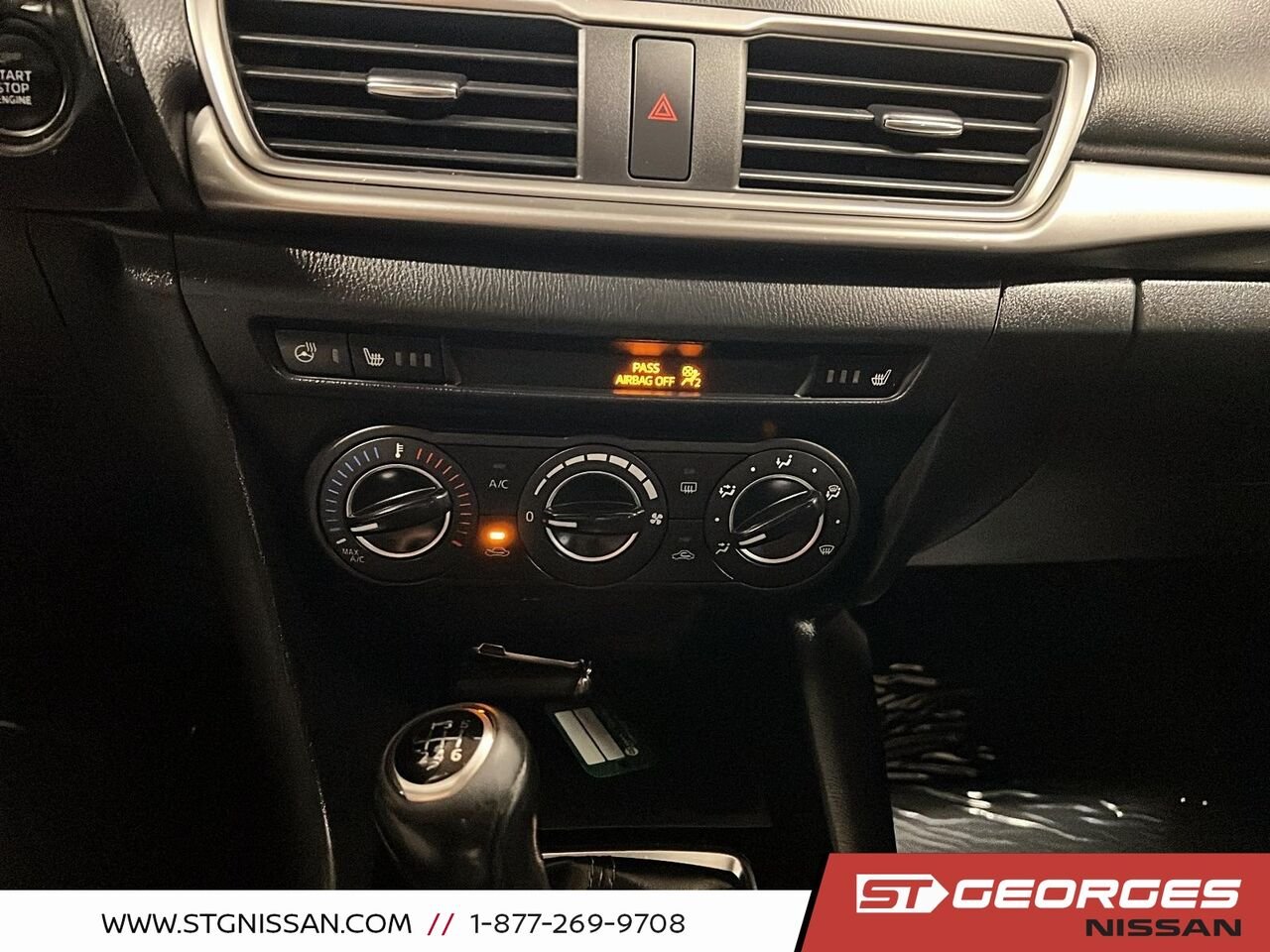 Mazda Mazda3 Sport 2018 Bleu Saint-Georges - photo #17