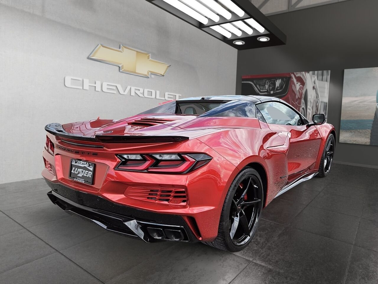 Chevrolet Corvette E-Ray cabriolet 2 portes avec 2LZ 2025 TEINTE ROUGE BRUME METALLISE Saint-Hyacinthe - photo #4
