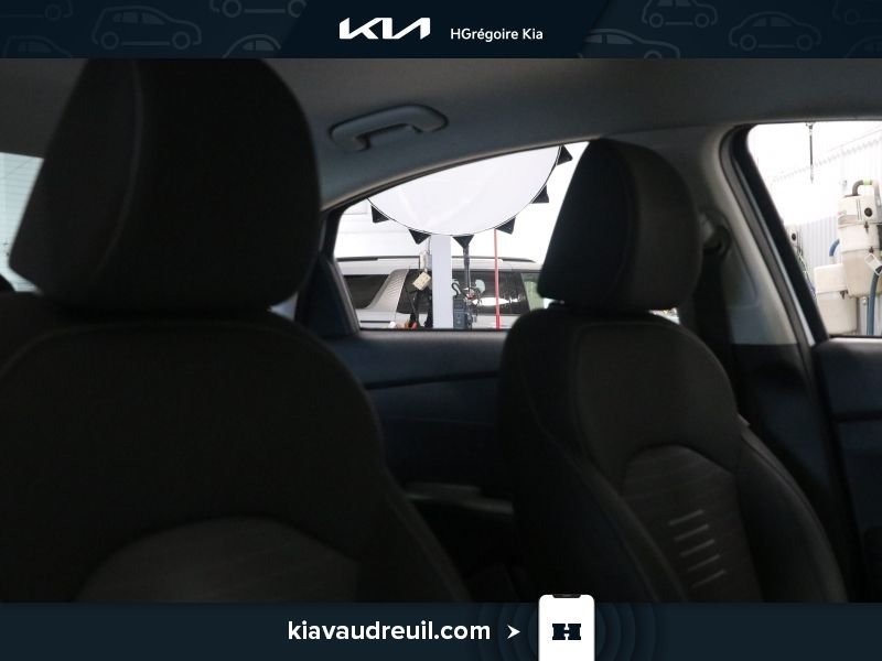 Kia Forte 2020 Blanc Laval - photo #23