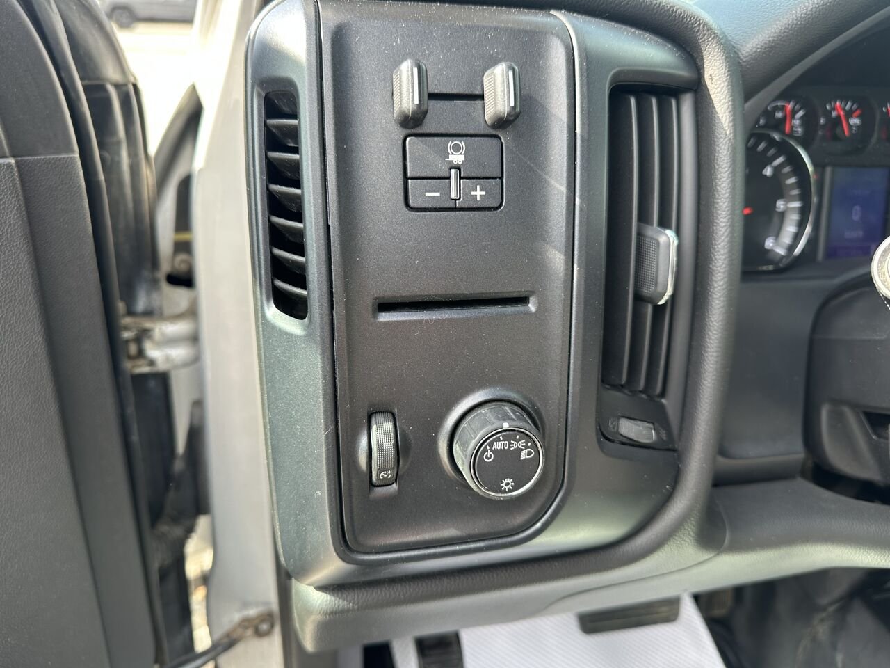 2016 CHEVROLET SILVERADO K2500HD Camion de travail cabine multiplace 4RM 153 po gray Ottawa & Gatineau - photo #3