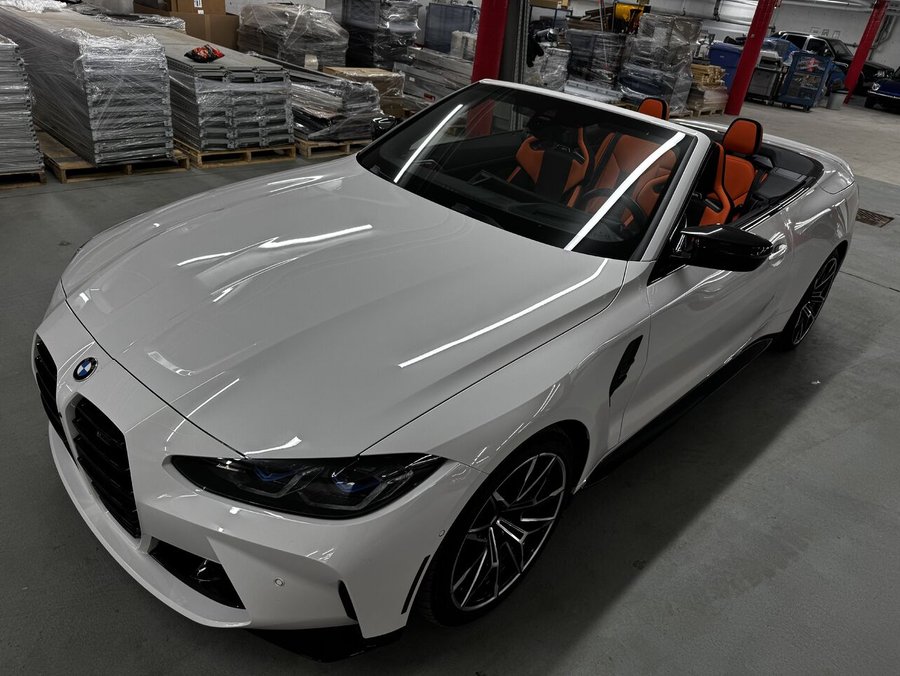 2024 BMW M4 Competition M xDrive cabriolet, Premium + Carbon pack White