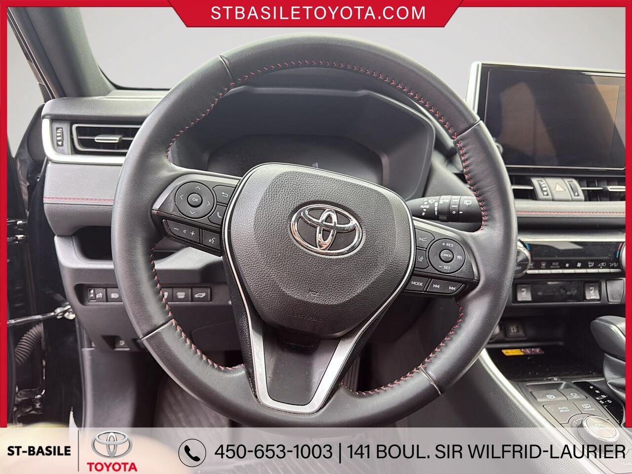 2024 TOYOTA RAV4 PRIME Black Saint-Basile-le-Grand - photo #14