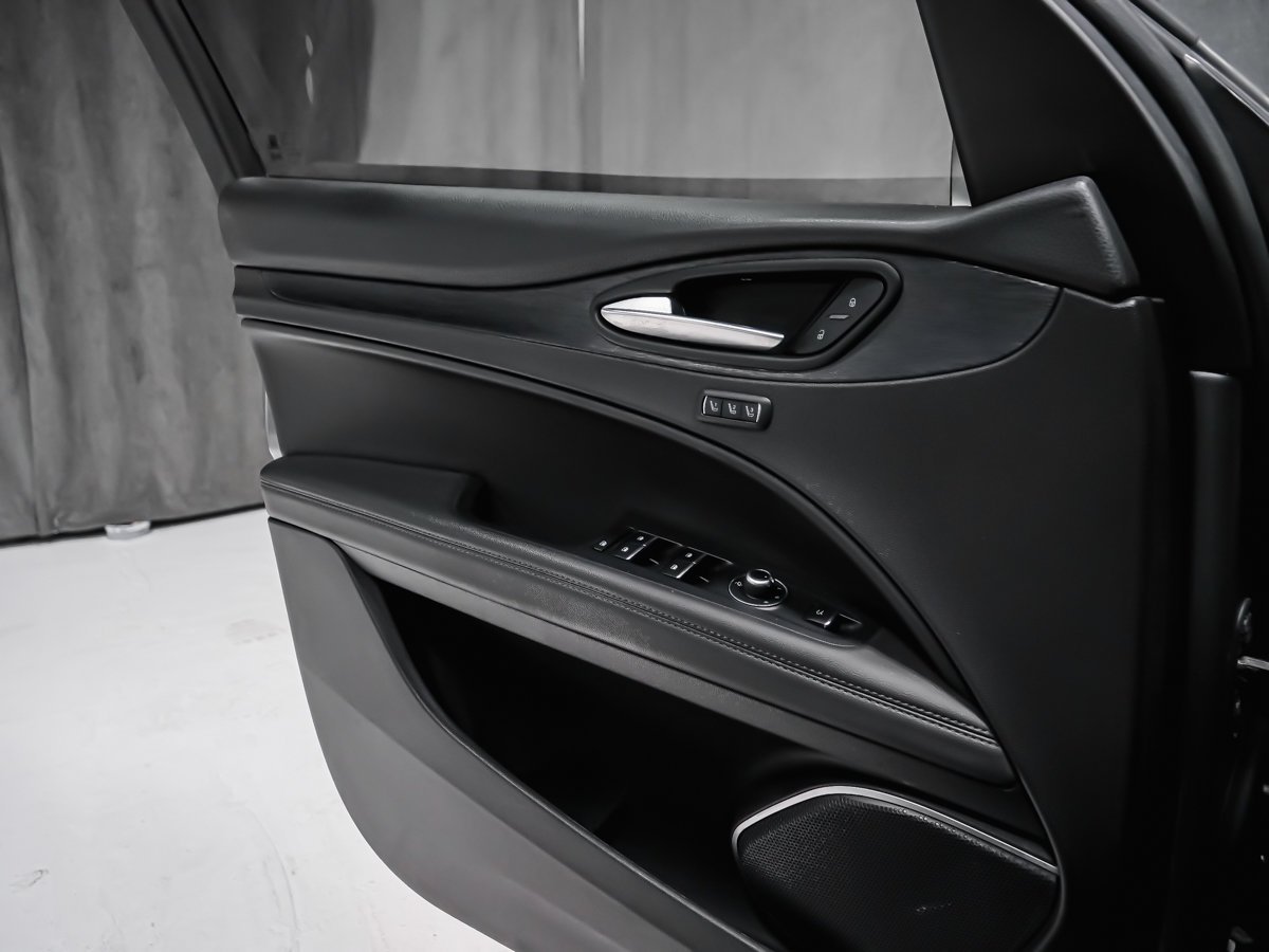 2021 Alfa Romeo Stelvio Sprint Grey Montreal - photo #8