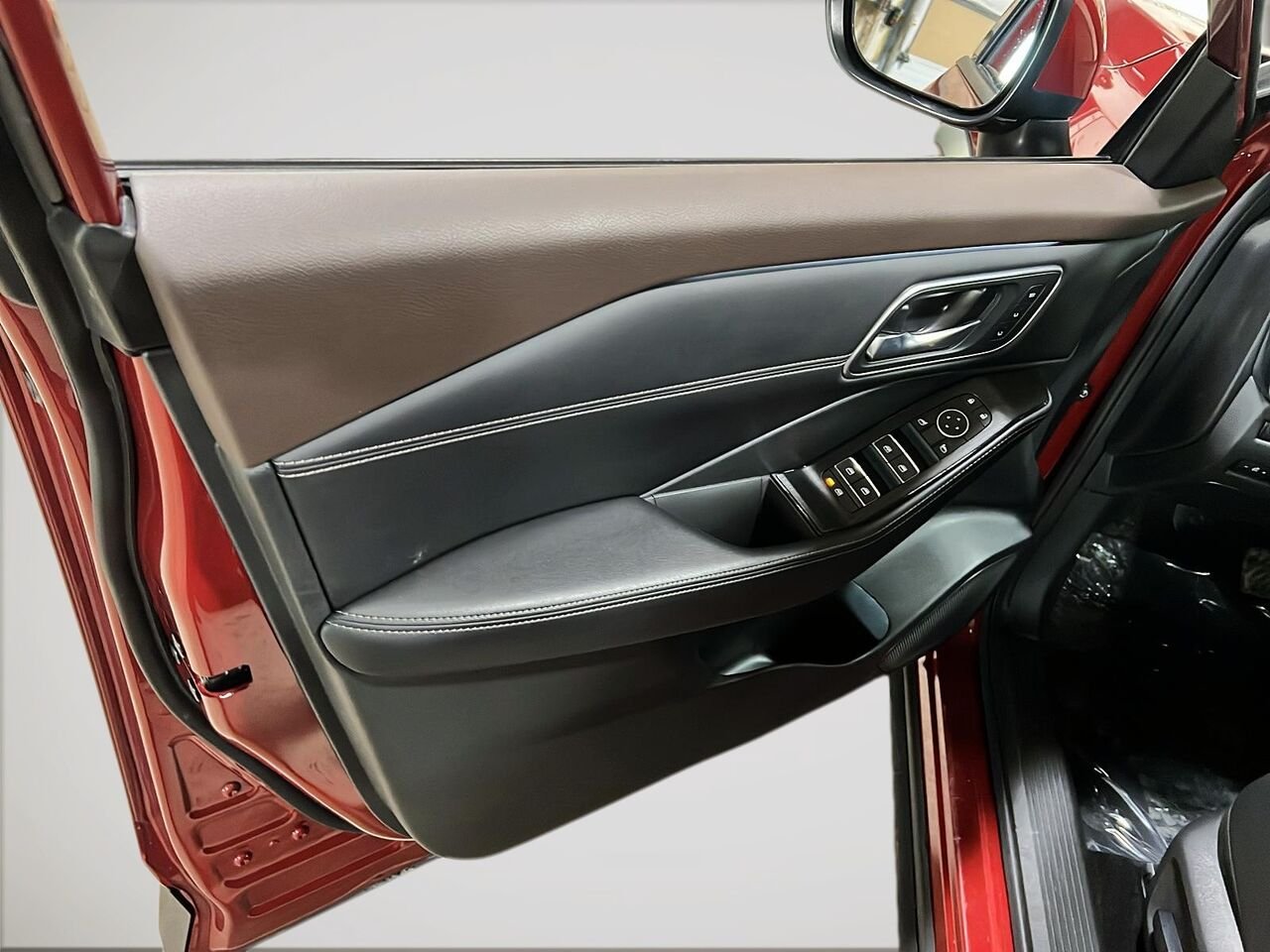 2023 Nissan Rogue Red Québec - photo #6