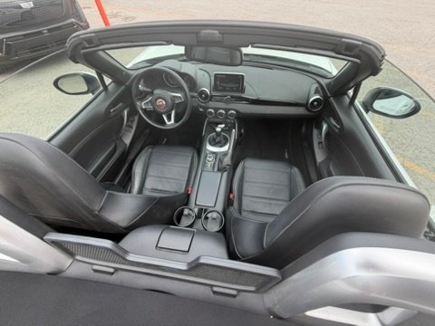 2017 FIAT 124 Spider 2017 White
