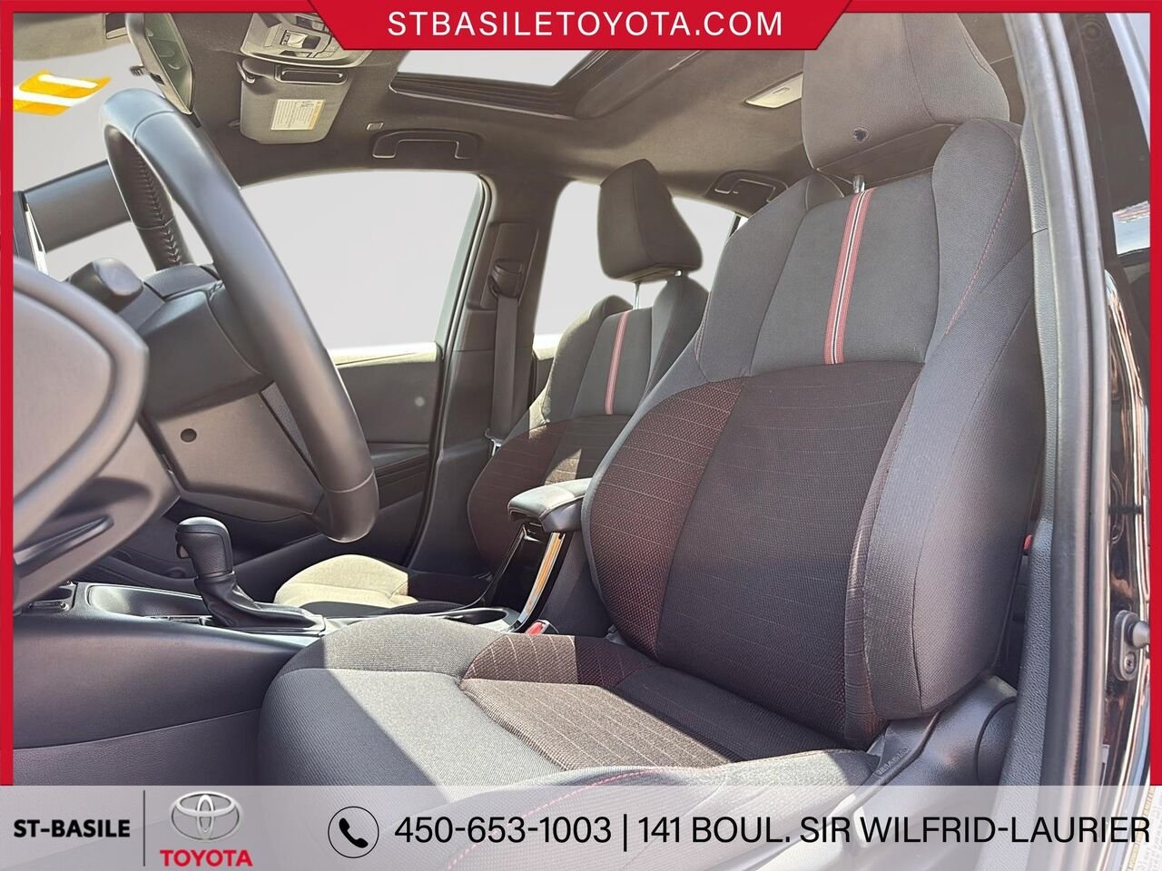 2024 TOYOTA Corolla Hybrid Midnight Black Metallic Saint-Basile-le-Grand - photo #11