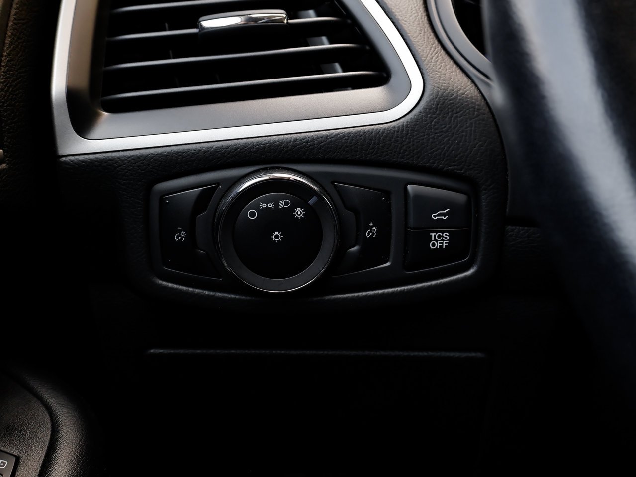 2023 Ford Edge SEL AWD Black Sherwood Park - photo #17