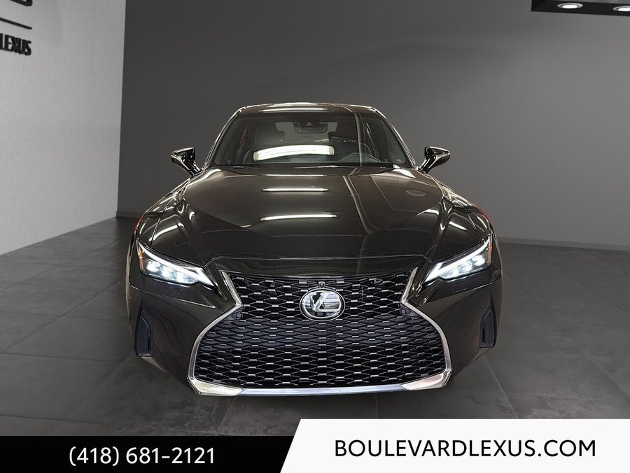 LEXUS IS 2025 2025 Noir