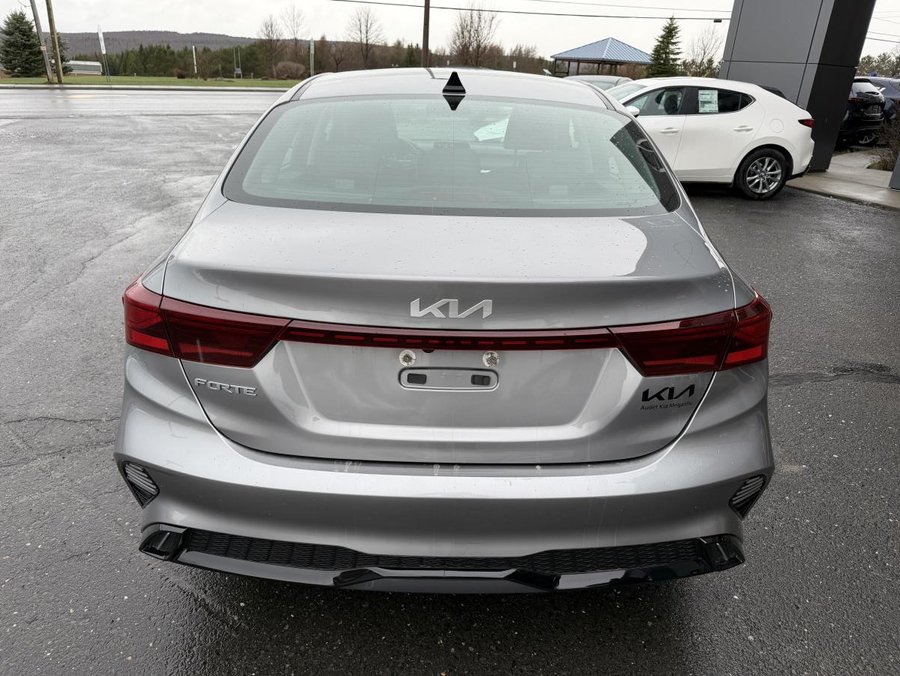 Kia Forte 2024 2024 Gris