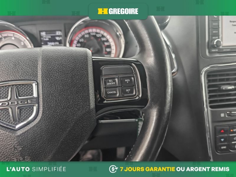 2020 Dodge GR Caravan Grey Laval - photo #15