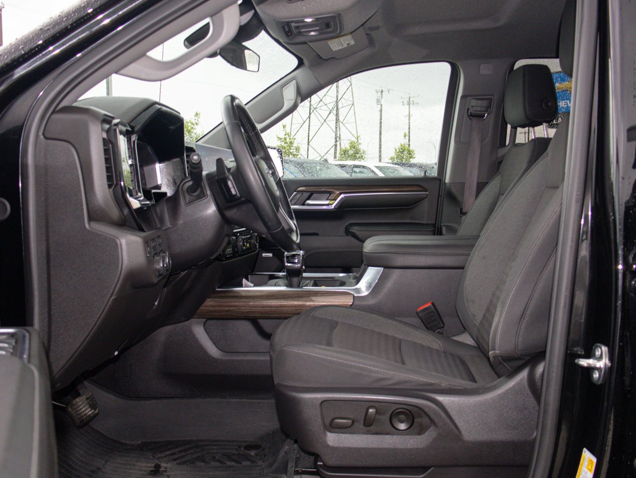 2024 Chevrolet Silverado 1500 4WD Crew Cab 147 RST Black Sherwood Park - photo #17