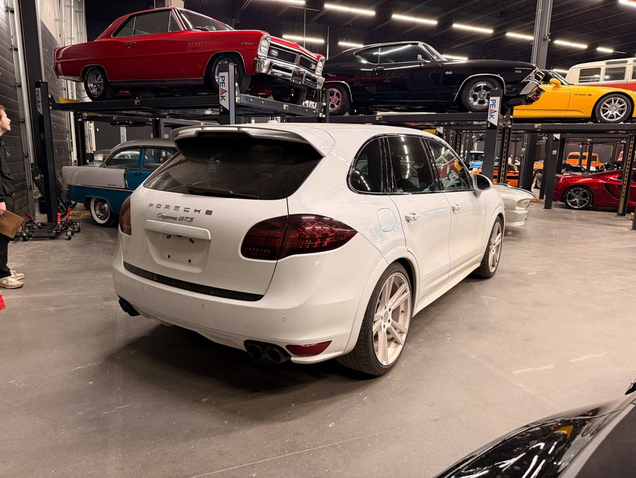 2014 Porsche Cayenne 2014 White