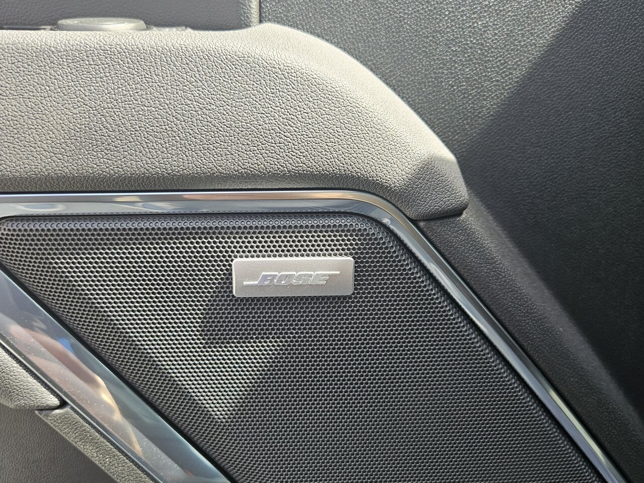 GMC Sierra 1500 Elevation cabine multiplace 4RM 157 po 2026 NOIR ONYX Thetford Mines - photo #22