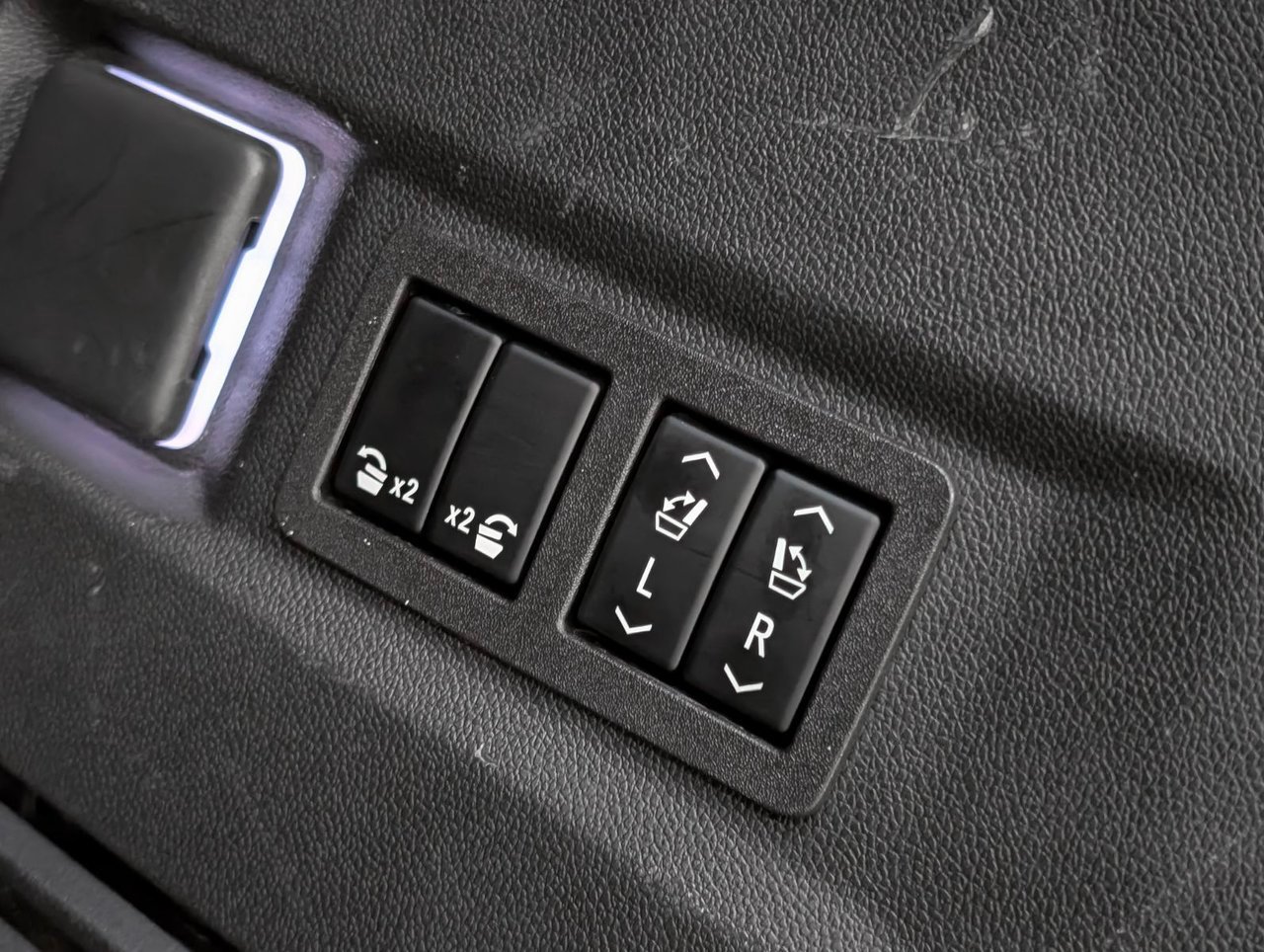 Chevrolet Tahoe RST 2023 . Granby - photo #15