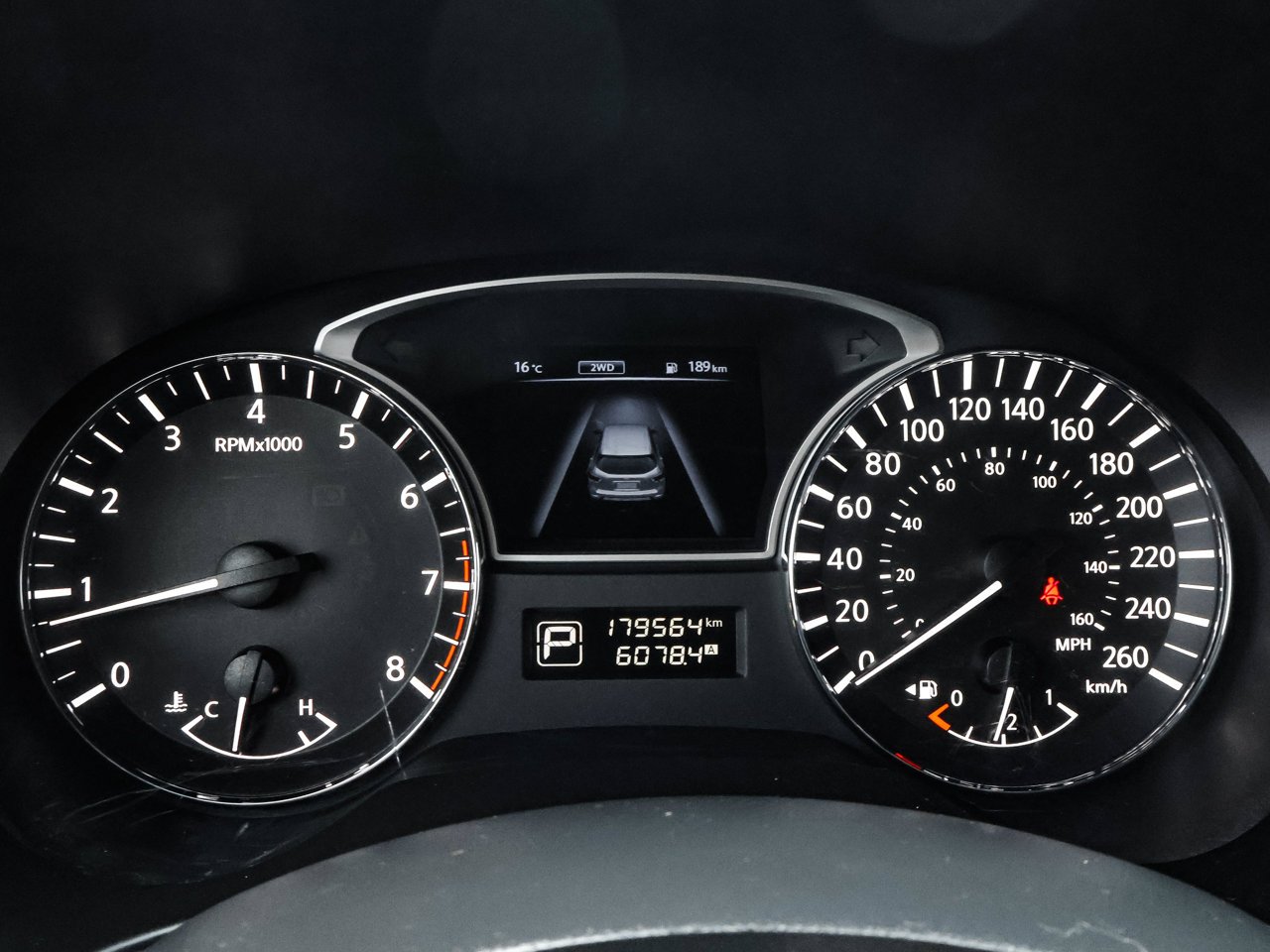 2015 Nissan Pathfinder 4WD 4dr Platinum Grey Sherwood Park - photo #23