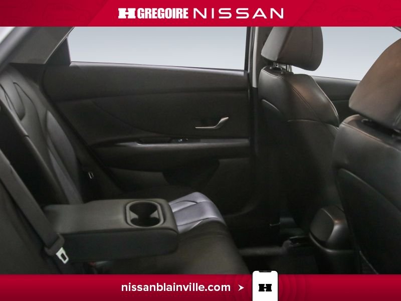 2021 Hyundai Elantra White Blainville - photo #22