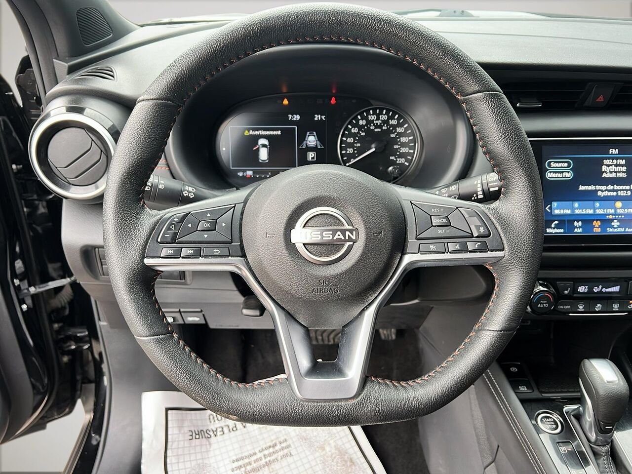 2024 Nissan Kicks SR Black Québec - photo #10