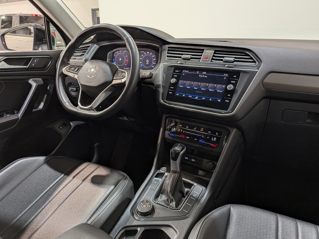 Volkswagen Tiguan Comfortline 4MOTION 2024 Noir Val-David - photo #19