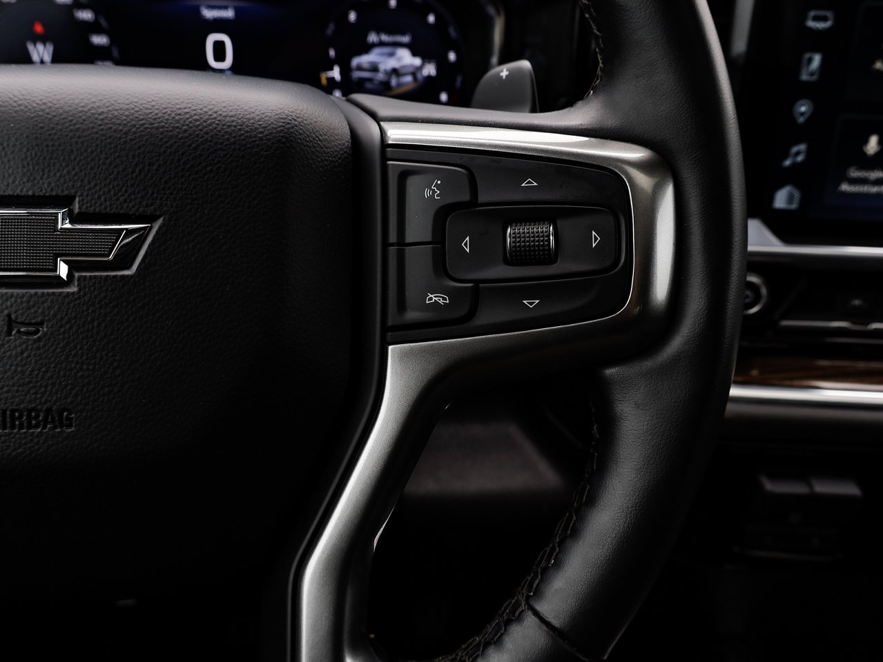 2024 Chevrolet Silverado 1500 4WD Crew Cab 147 RST Black Sherwood Park - photo #23