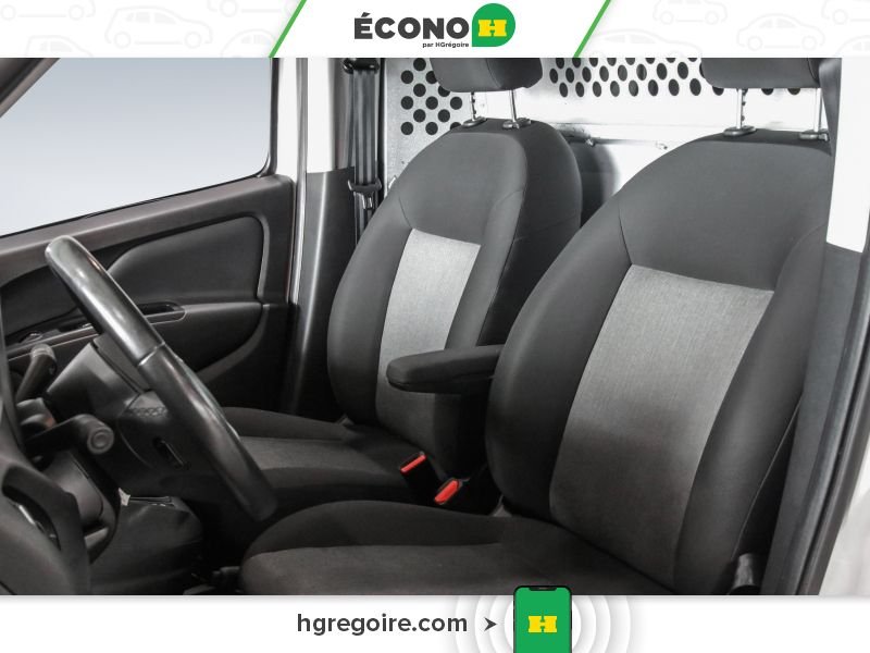 Dodge Ram 730568 | SLT GR ÉLEC A/C BLUETOOTH CAMÉRA 2019 Blanc Laval - photo #14
