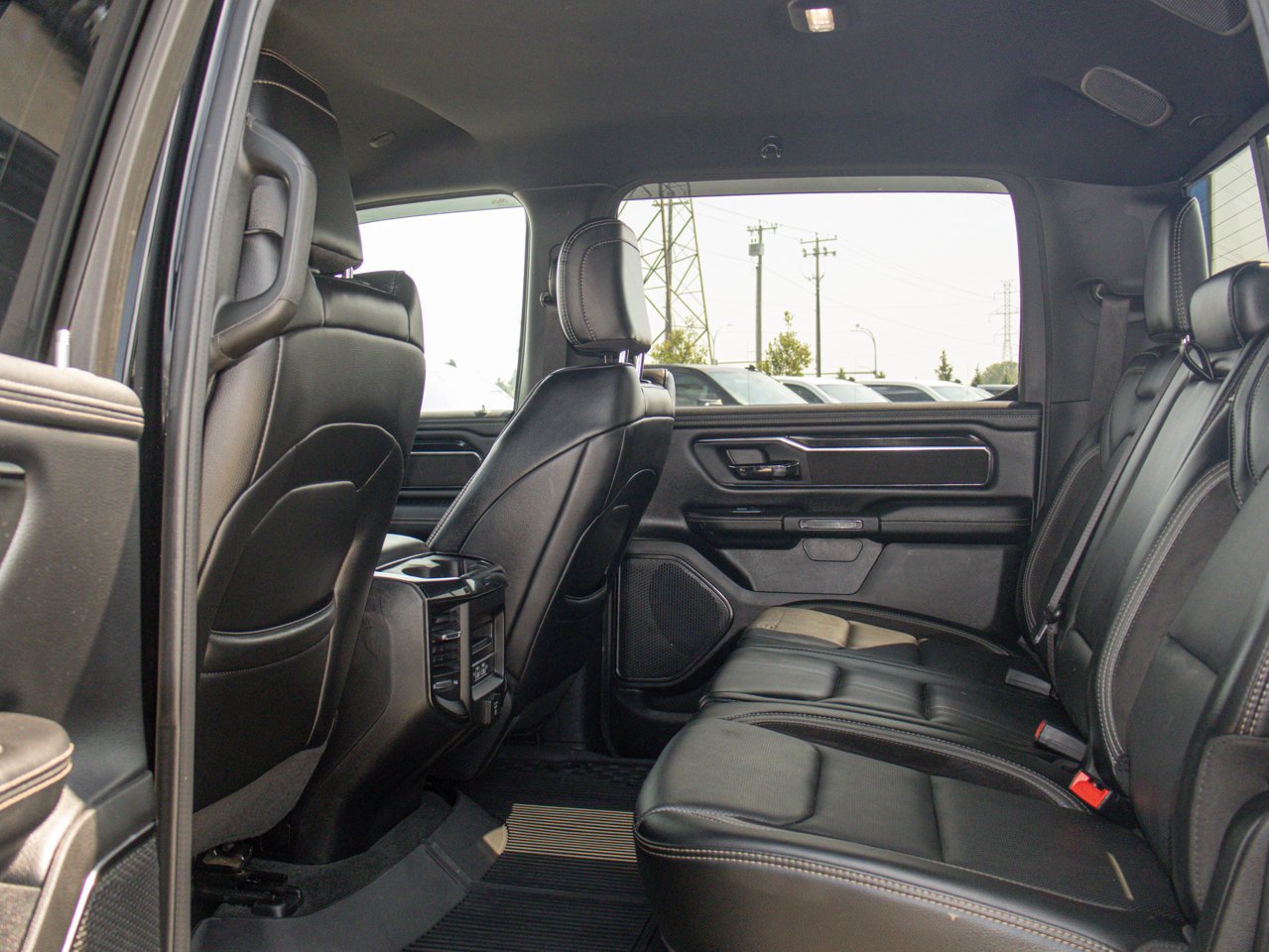 2022 Ram 1500 Sport 4x4 Crew Cab 5'7 Box Black Sherwood Park - photo #32