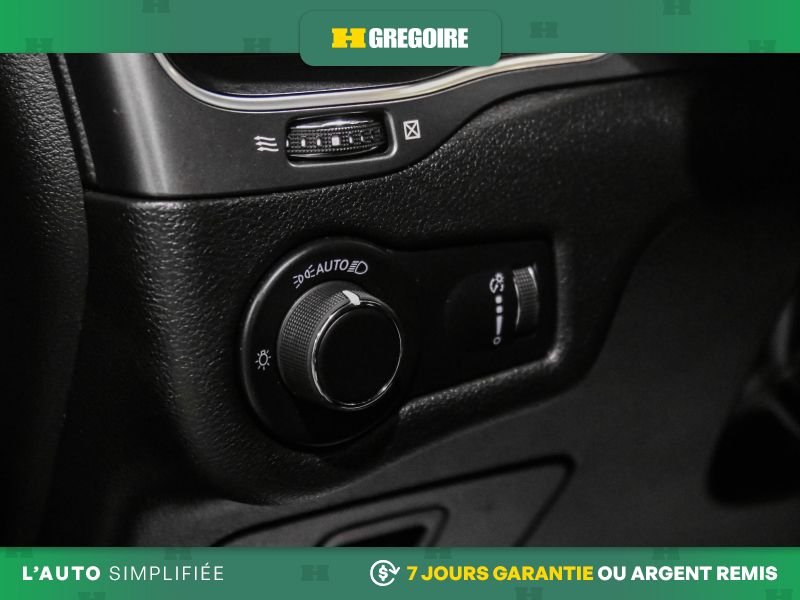 2022 Jeep Cherokee Black Laval - photo #18