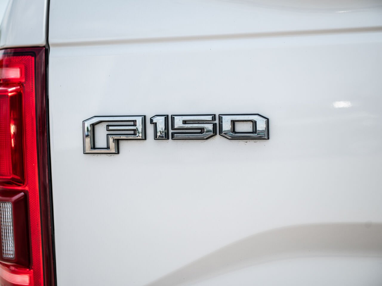 Ford F-150 2016 Blanc Sainte-Julienne - photo #5