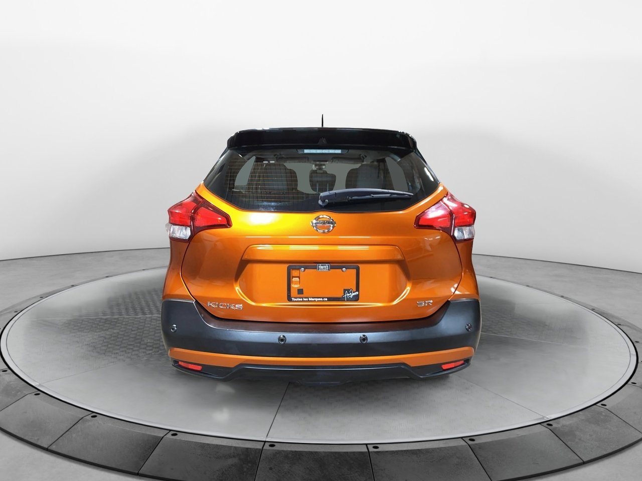 Nissan Kicks NIV 3N1CP5DV9LL578667 2020 Gris Chicoutimi - photo #2