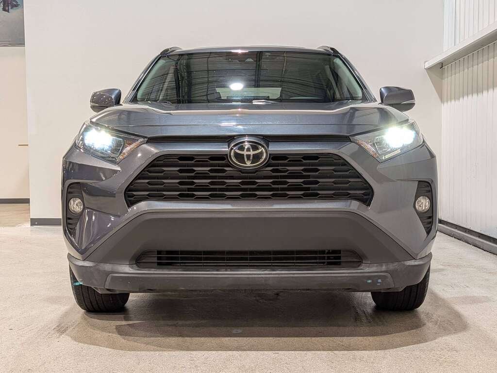 2019 Toyota RAV4 AWD XLE Grey Val-David - photo #1