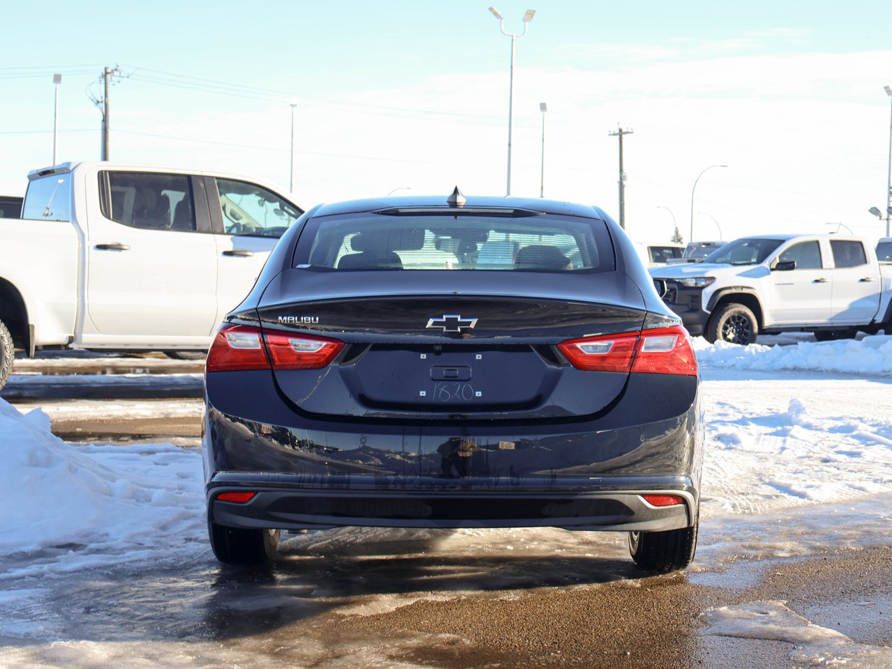 2024 Chevrolet Malibu 4dr Sdn LS Black Sherwood Park - photo #12