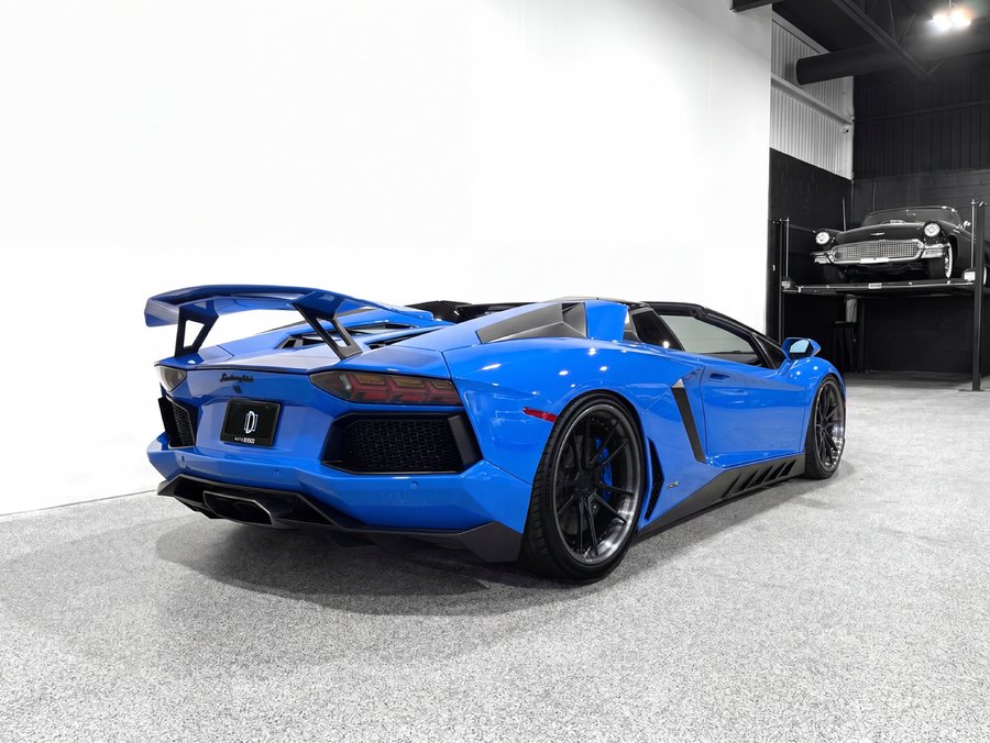 2015 Lamborghini Aventador LP700-4 Roadster 2015 Blue