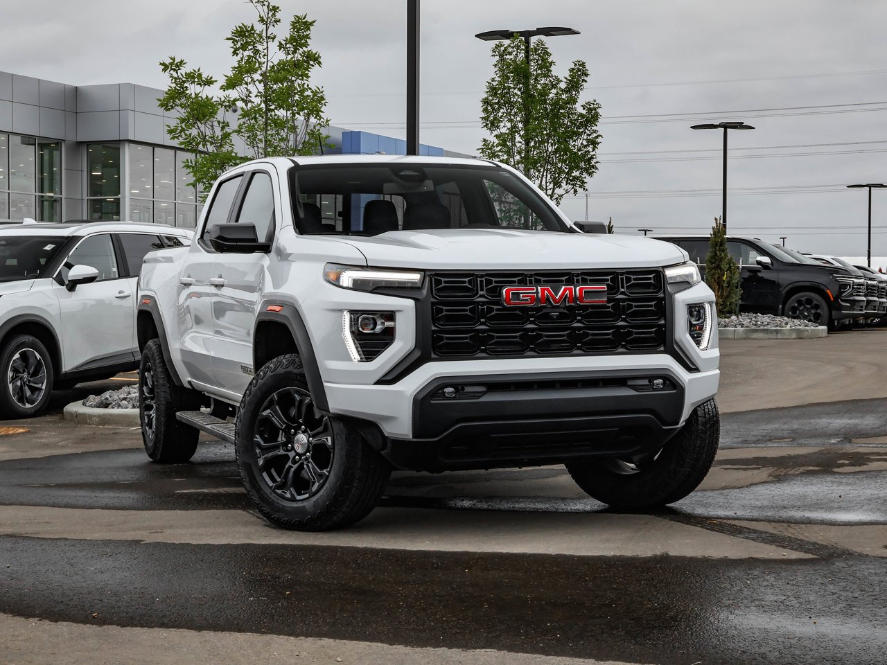 2024 GMC Canyon 4WD Crew Cab Elevation White Sherwood Park - photo #1