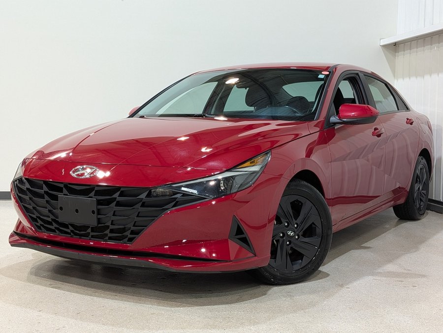 2023 Hyundai Elantra Red