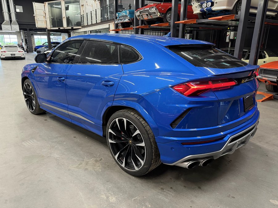 2020 Lamborghini Urus