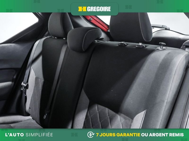 2019 Nissan Kicks Red Saint-Eustache - photo #22