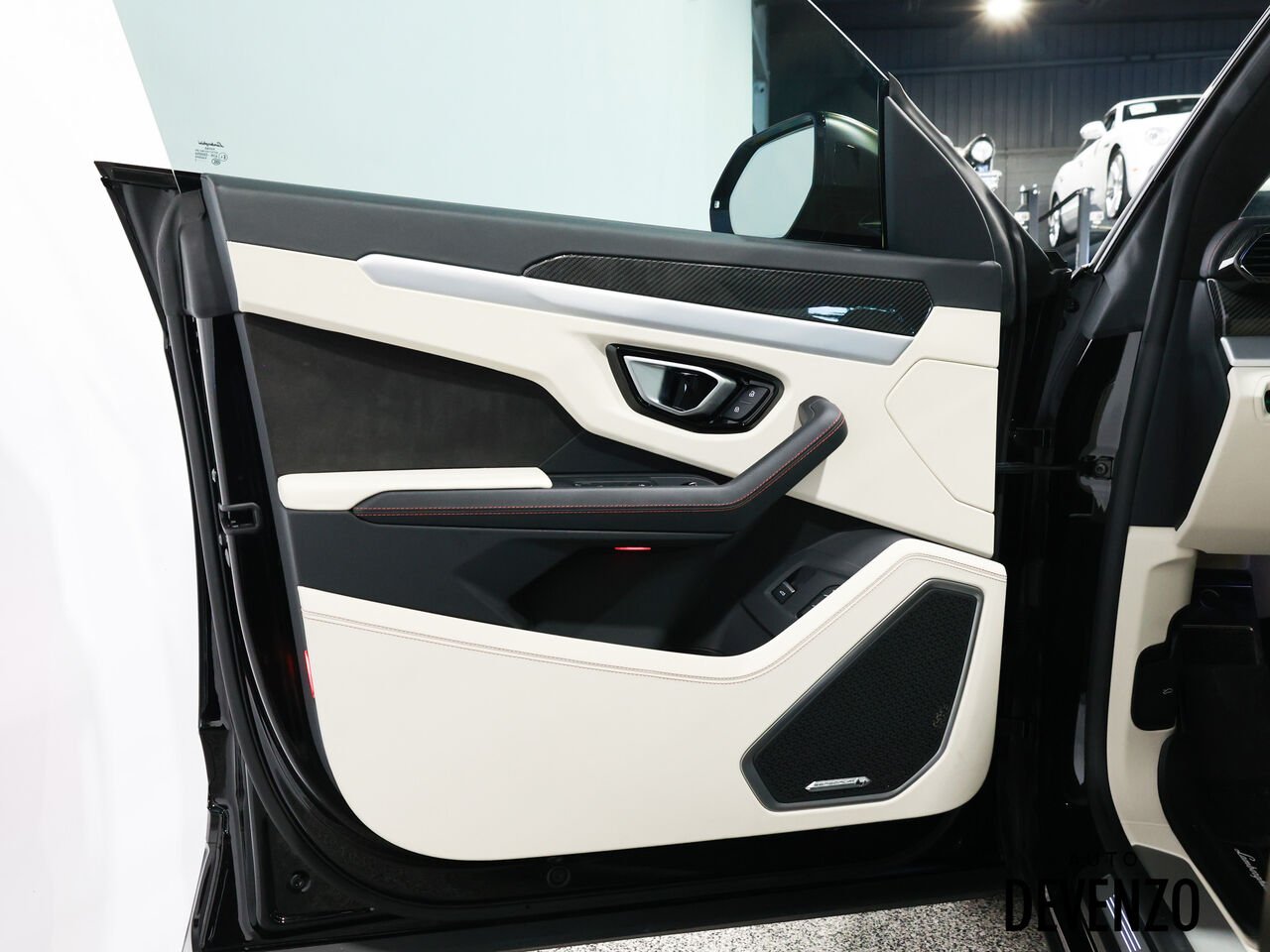 Lamborghini Urus 2023 Noir Saint-Eustache - photo #10
