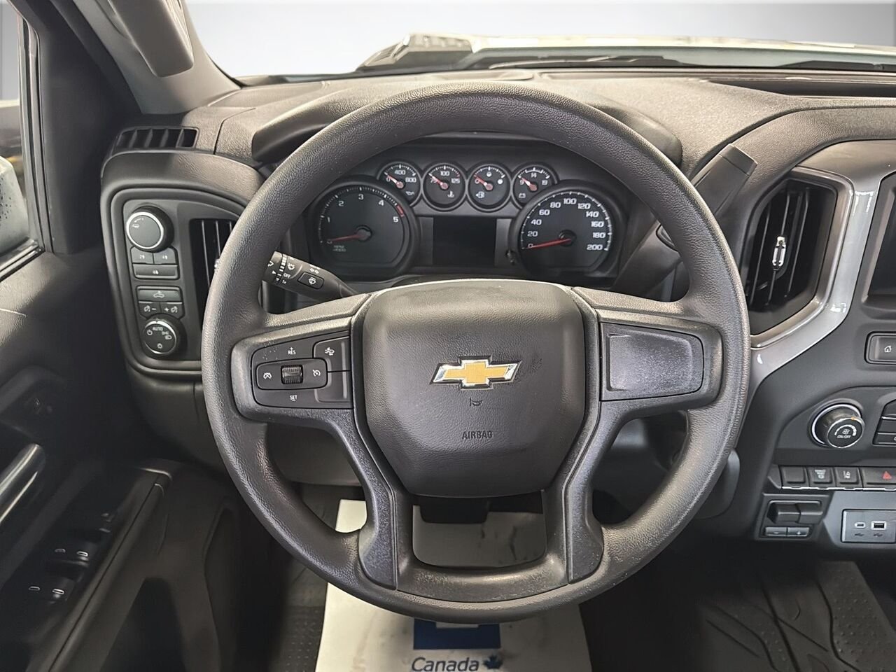 Chevrolet Silverado 2500HD WT cabine multiplace 4RM 159 po 2026 BLANC SOMMET Saint-Hyacinthe - photo #9